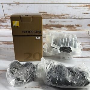 Nikon NIKKOR 20mm f/1.8 ED AF-S Lens W/Box